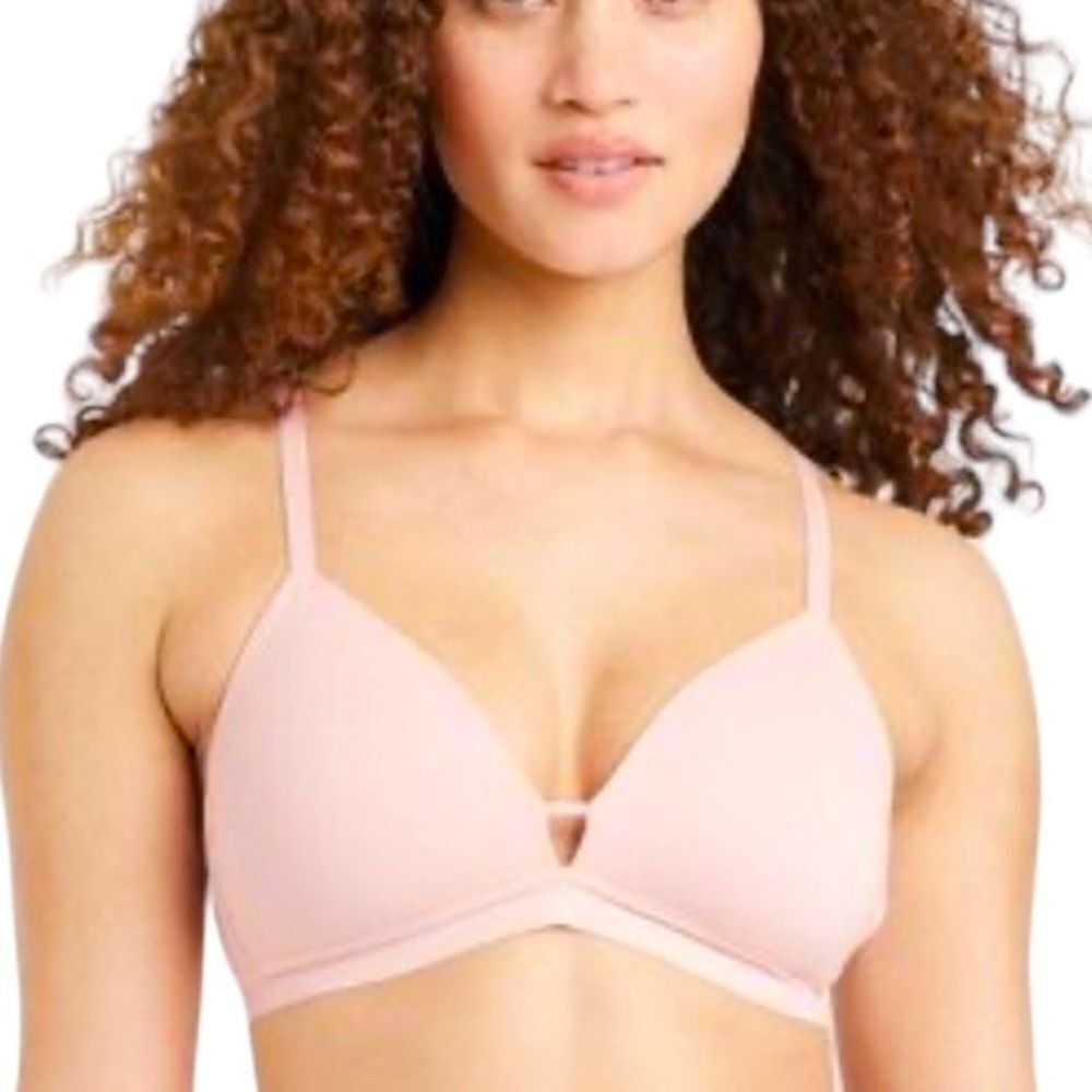 Auden wire free lightly lined pink bra size 38D